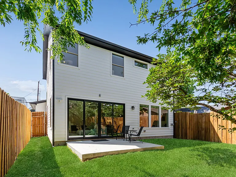 4404 Rusk Ave — Photo 29