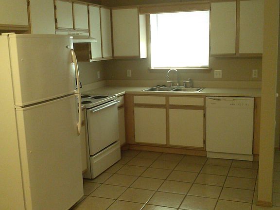 2nd image of 407 E Rogers St #1