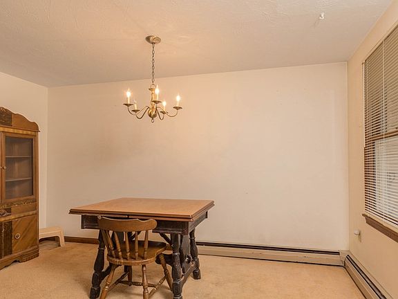 3rd image of 144 Morningside St #44