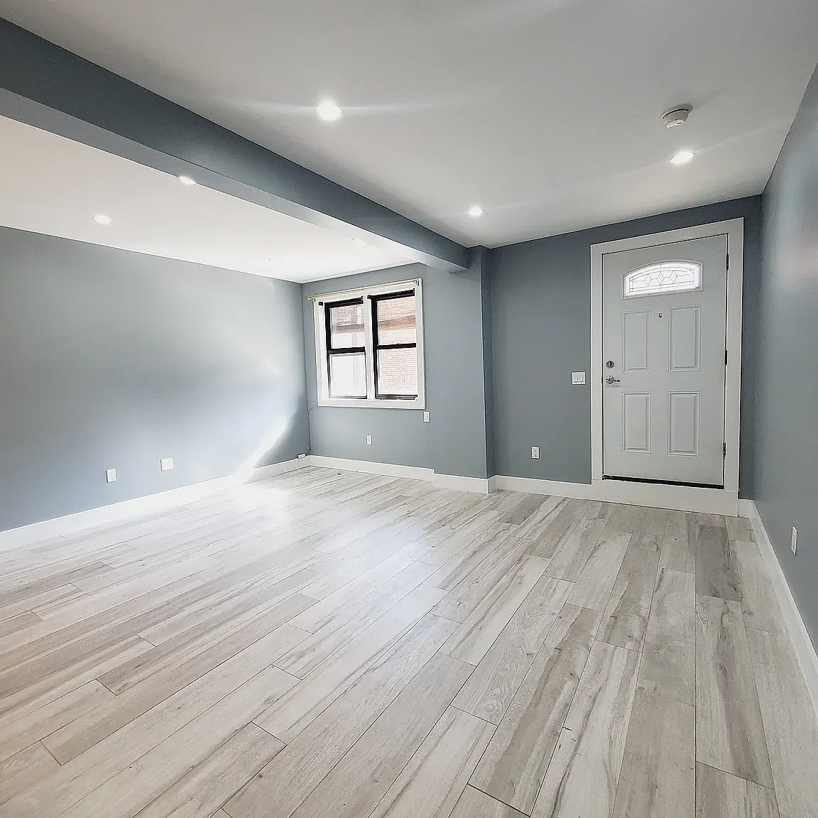 1651 Tomlinson Avenue — Photo 4
