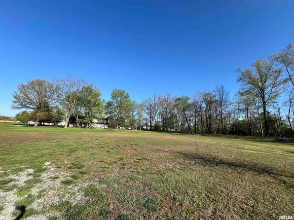 12175 Blue Sky Dr, Marion, IL 62959