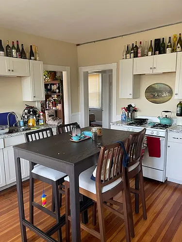 133 Sutton St Photo 1