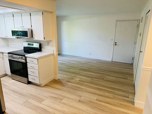 3rd image of 4646 S Quail Park Dr