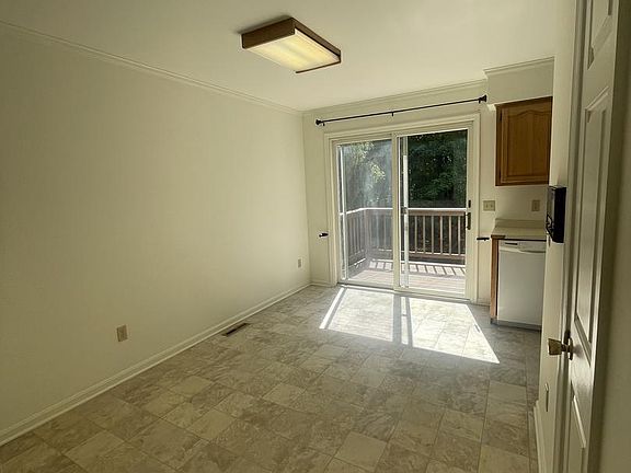 5th image of 4736 Weatherhill Dr