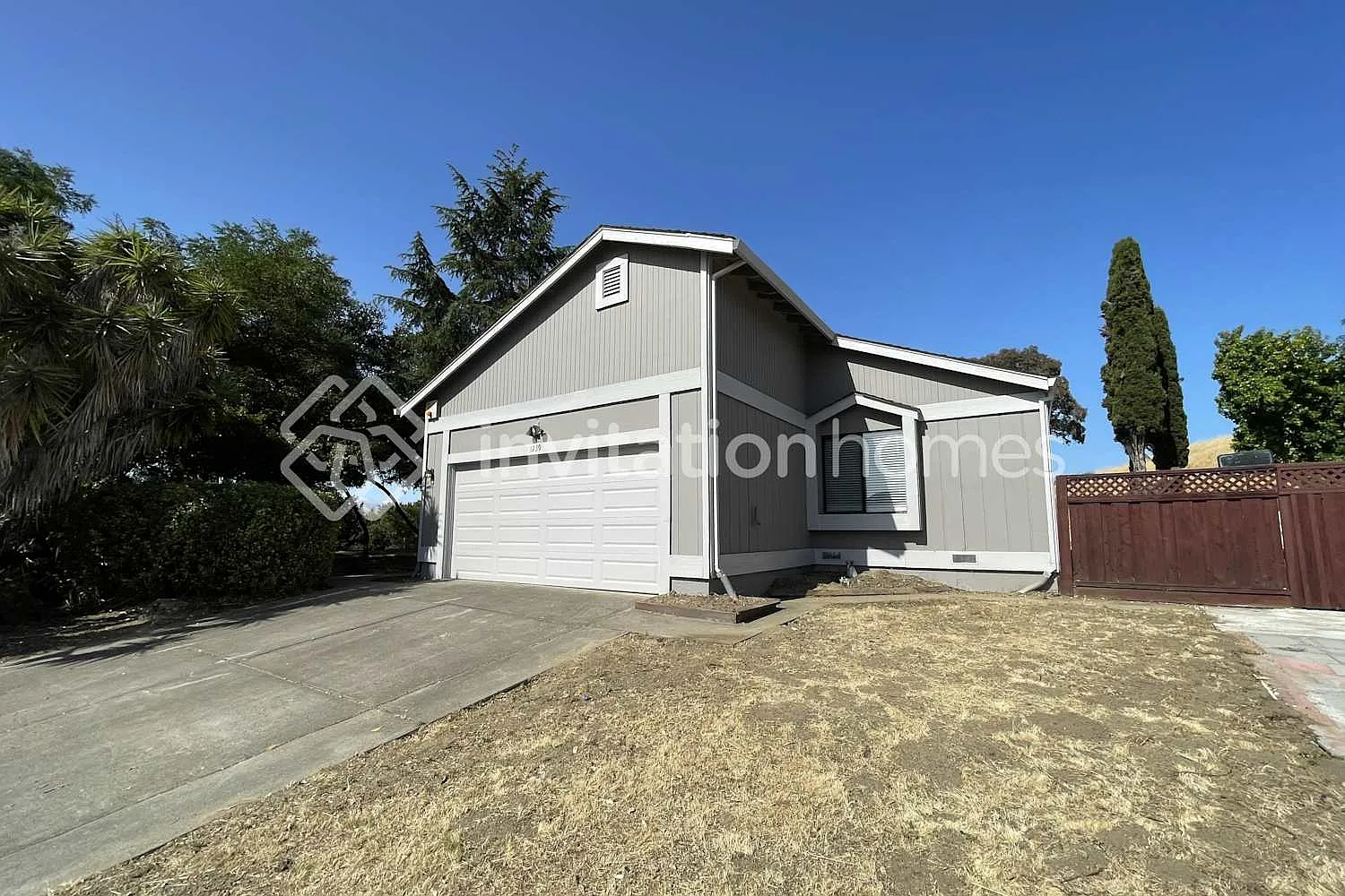 1239 Canterbury Hercules, CA 94547 — Photo 1