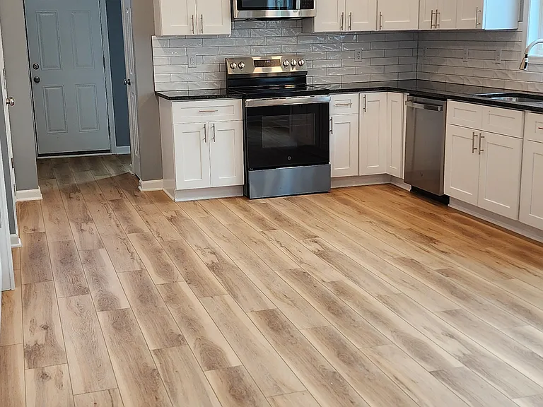 1207 N 22nd St — Photo 5