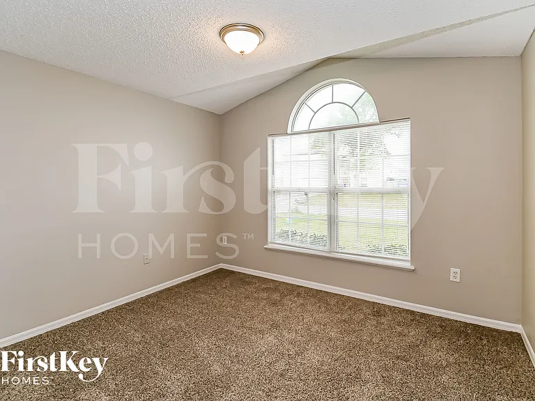 5508 Ortega Park Blvd — Photo 12