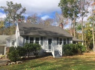 53 North Rd, Chester, NJ 07930