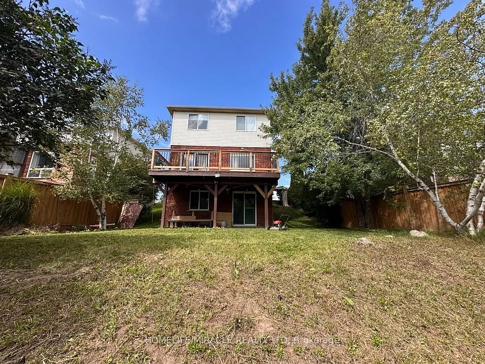 50 Buckingham St