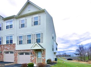633 Keswick Ct, Mechanicsburg, PA 17055