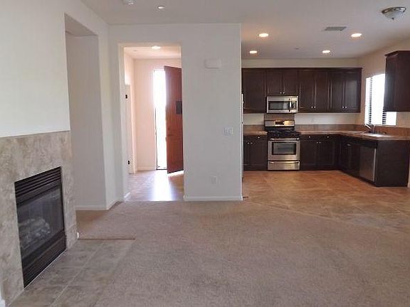 4th image of 1910 Orange Ave #305