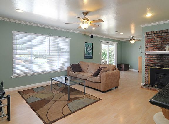 3rd image of 3547 Kirkwood Dr