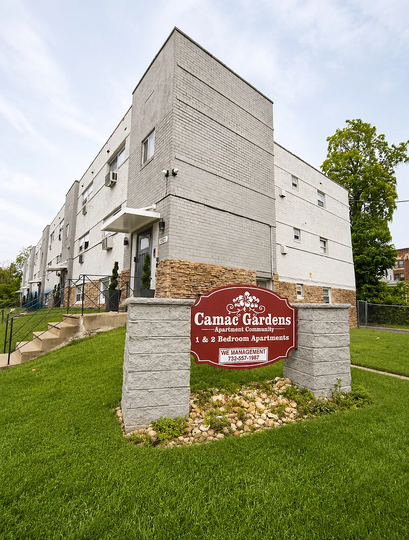 2 bed, $1,250 — Photo 2