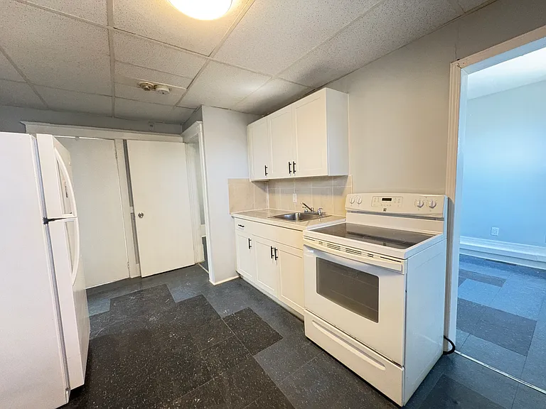 19 Westinghouse Ave #2 — Photo 8