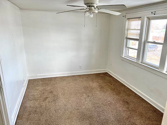 5th image of 1459 Fort Park Blvd