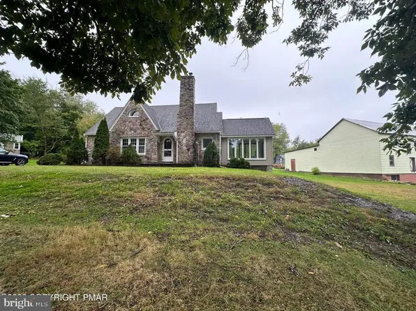 701 S State Rd, Barnesville, PA 18214