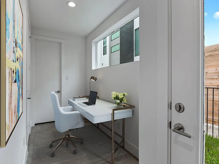 2603 Calvin St #104 — Photo 4
