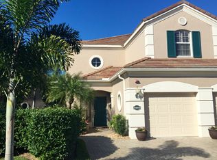 5233 Parisienne Pl, Sarasota, FL 34238