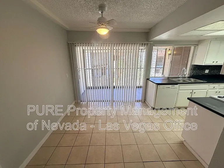 1405 Vegas Valley Dr #252-bldg 25 — Photo 26