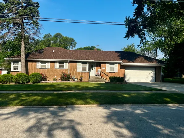 8544 Lawler Ave, Burbank, IL 60459