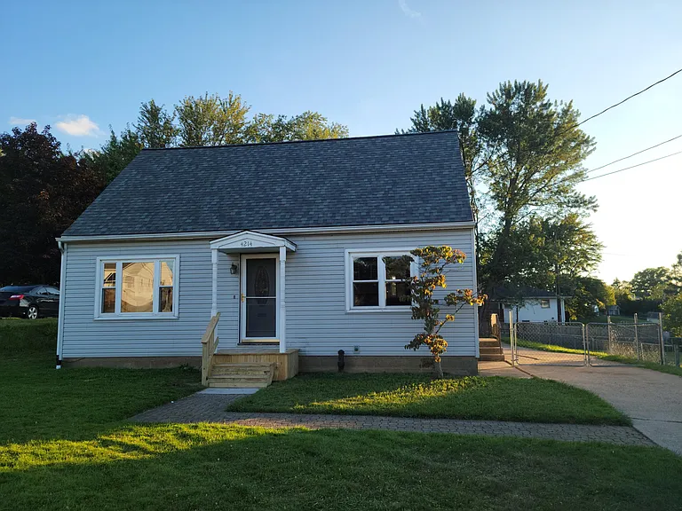4214 Carney Ave — Photo 4