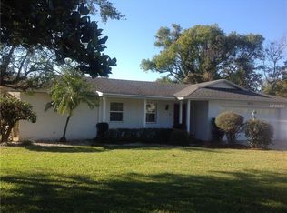 1910 Pineway Ct, Mount Dora, FL 32757