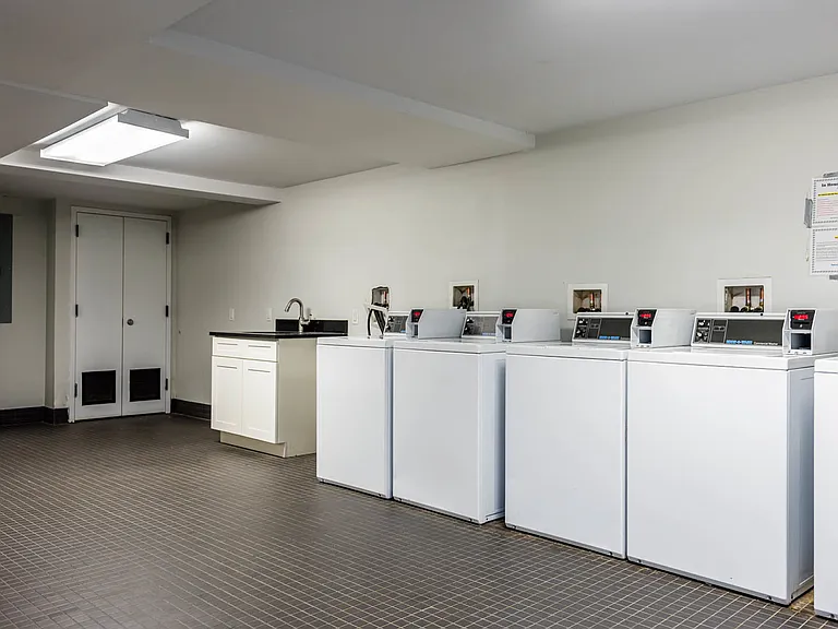 1635 Putnam Ave #5D — Photo 10