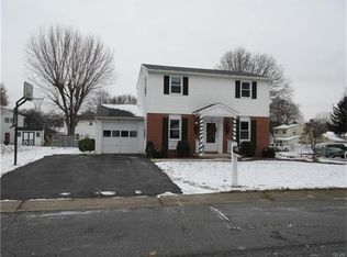 2911 Lowell Pl, Bethlehem, PA 18020