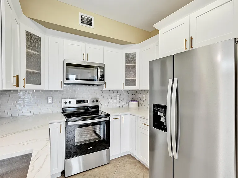 651 Okeechobee Blvd #1010 — Photo 1