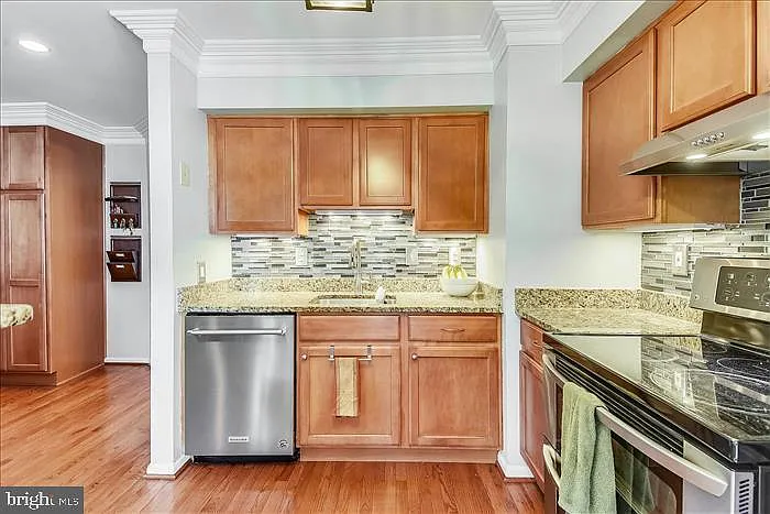 6905 Compton Valley Ct — Photo 8