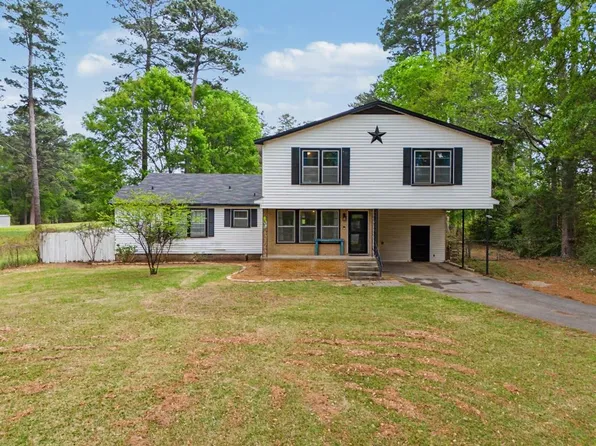 5503 Victory Dr, Marshall, TX 75672