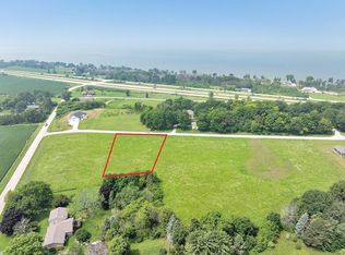 Rustic Oak Dr #15, Luxemburg, WI 54217