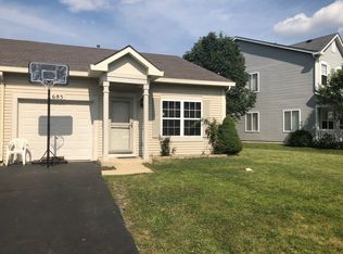 685 S Zachary Dr, Romeoville, IL 60446