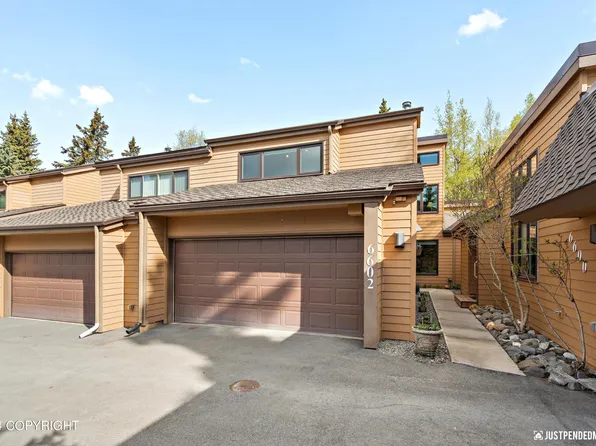 6602 Lakeway Dr, Anchorage, AK 99502