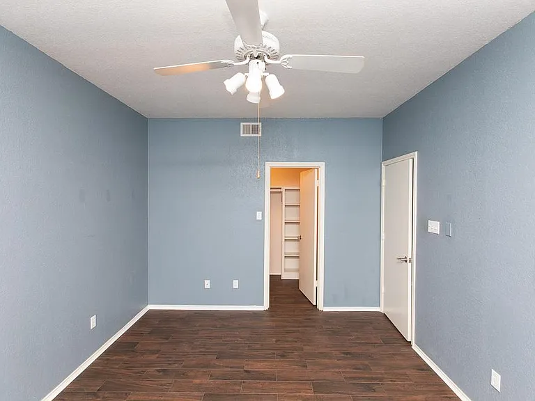 4711 Spicewood Springs Rd #182 — Photo 12