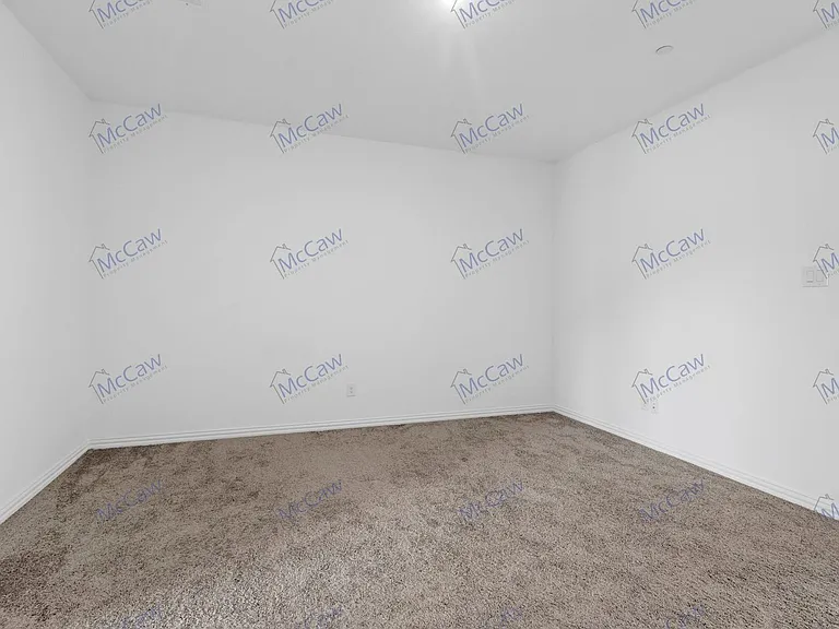 15878 Yellow Elder Rd — Photo 10