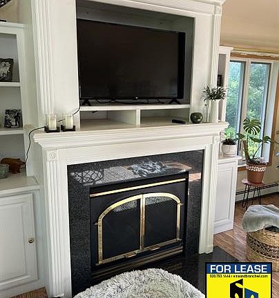 2nd image of 121 N Grove St #1C