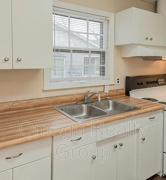 525 Annie Laura Dr — Photo 17