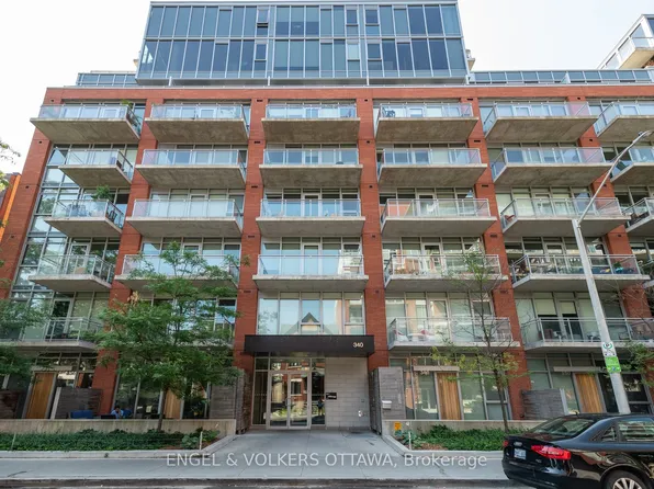 340 McLeod St #533, Ottawa, ON K2P 1A4