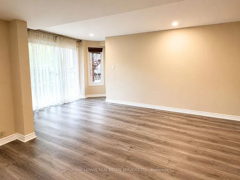 5029 Mississauga Rd #LOWER L — Photo 8