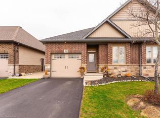 9528 Hendershot Blvd #21, Niagara Falls, ON L2H0M1