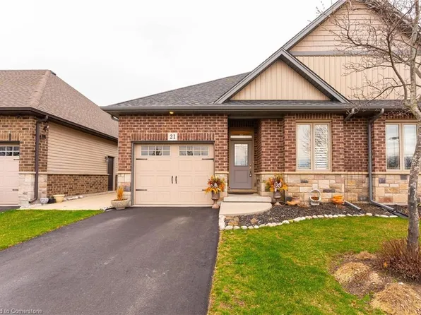 9528 Hendershot Blvd #21, Niagara Falls, ON L2H 0M1