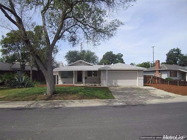 1st image of 802 Elisa Way