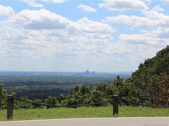 2nd image of S Skyline Dr