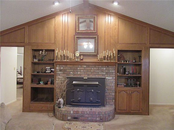 4th image of 2126 Crestline Dr