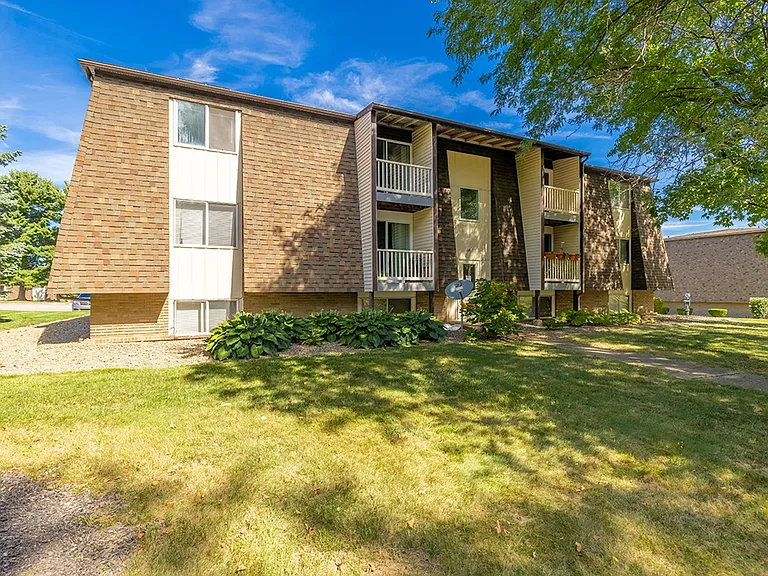 610 Young Rd — Photo 4