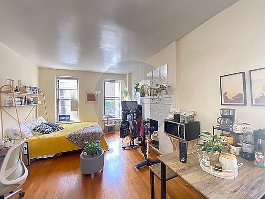 1st image of 1142 1st Ave APT 12