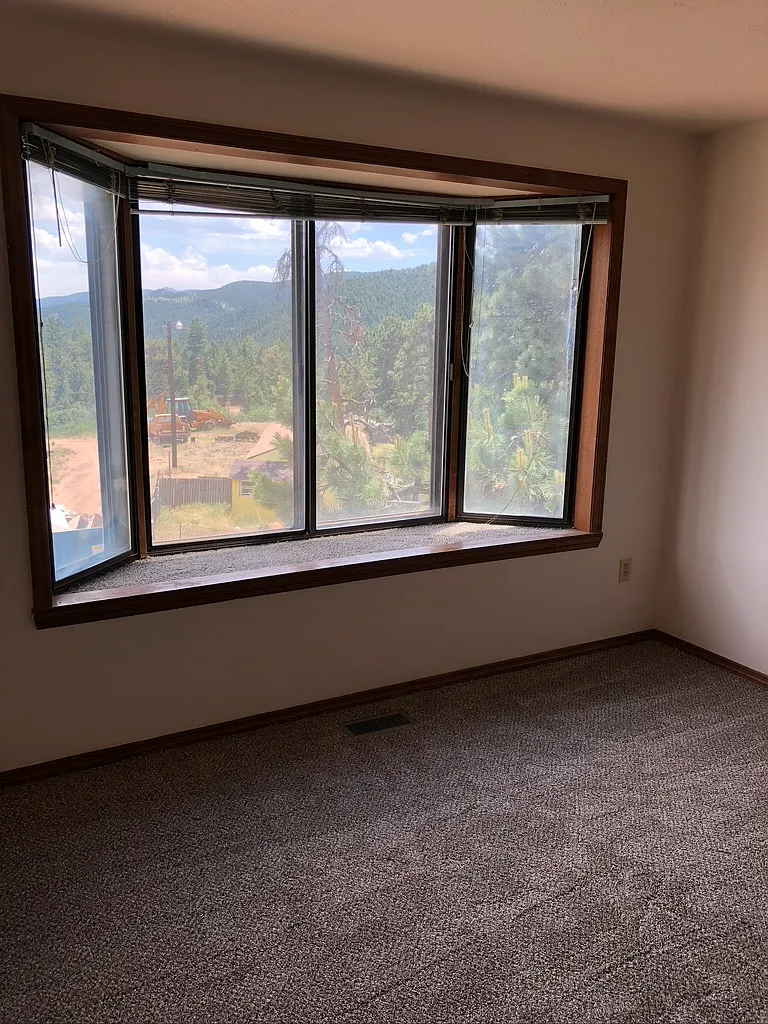 3 bed, 2.5 bath, 1827 sqft, $2,595 — Photo 4