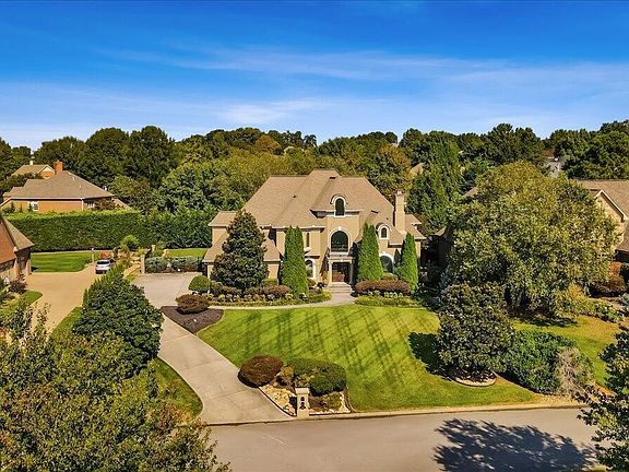5th image of 8901 Hemingway Grove Cir
