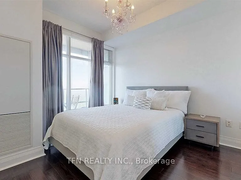 2191 Yonge St #4101 — Photo 7